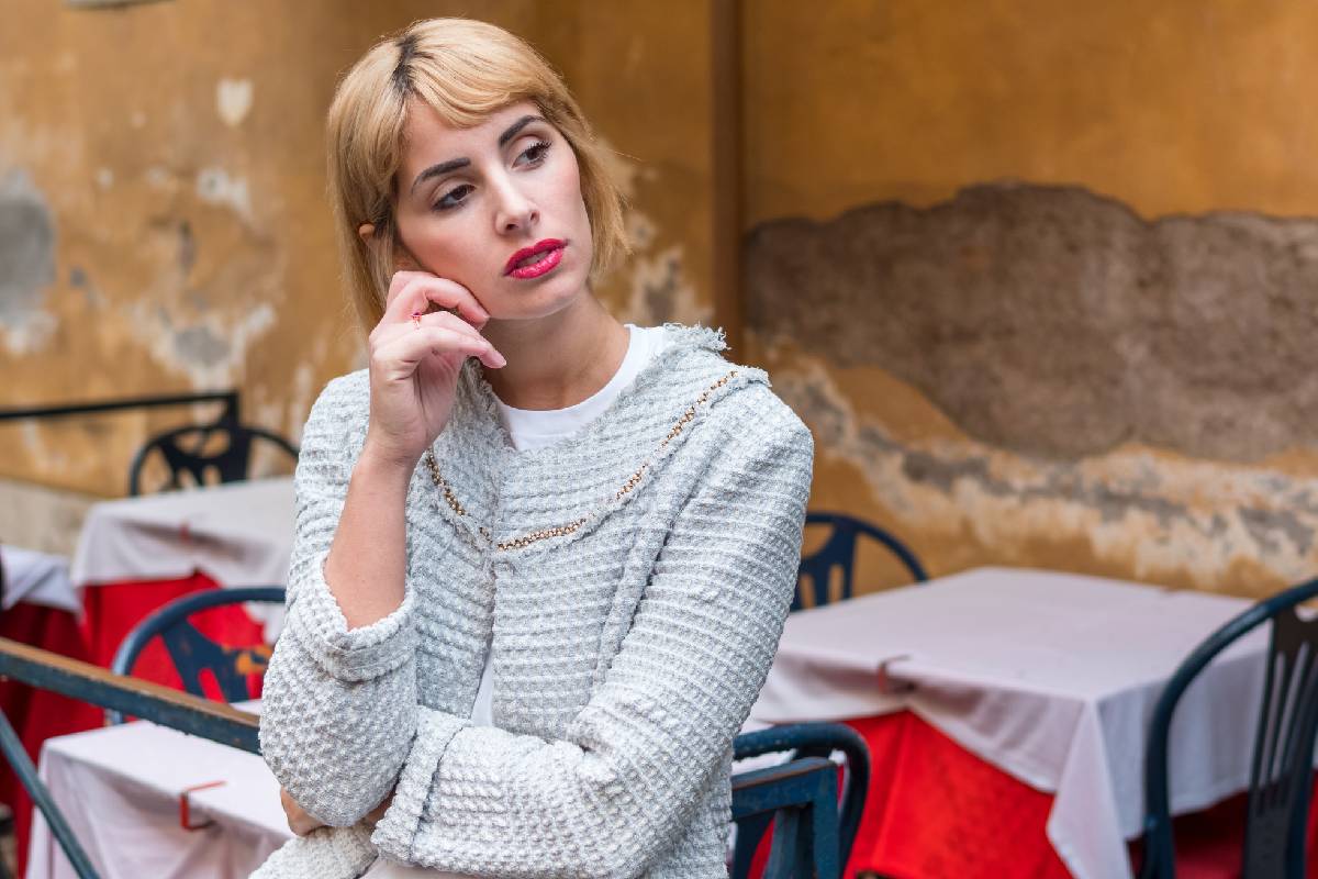 Mój mąż zostawił mnie samą z rachunkiem w restauracji na Sycylii i zwiał