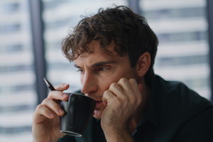 smutny mężczyzna