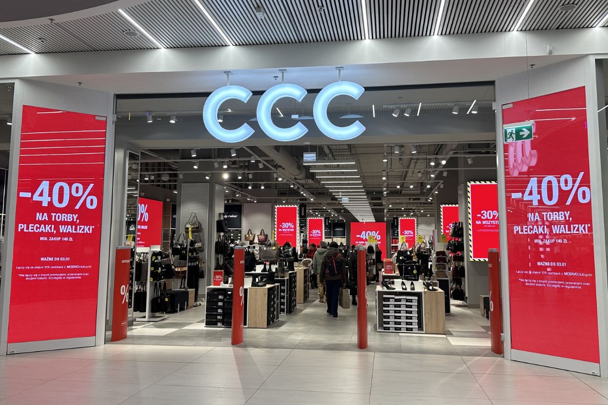 Sandałki Clara Barson z CCC