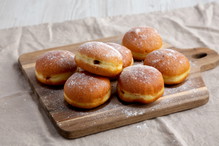 sennik pączki