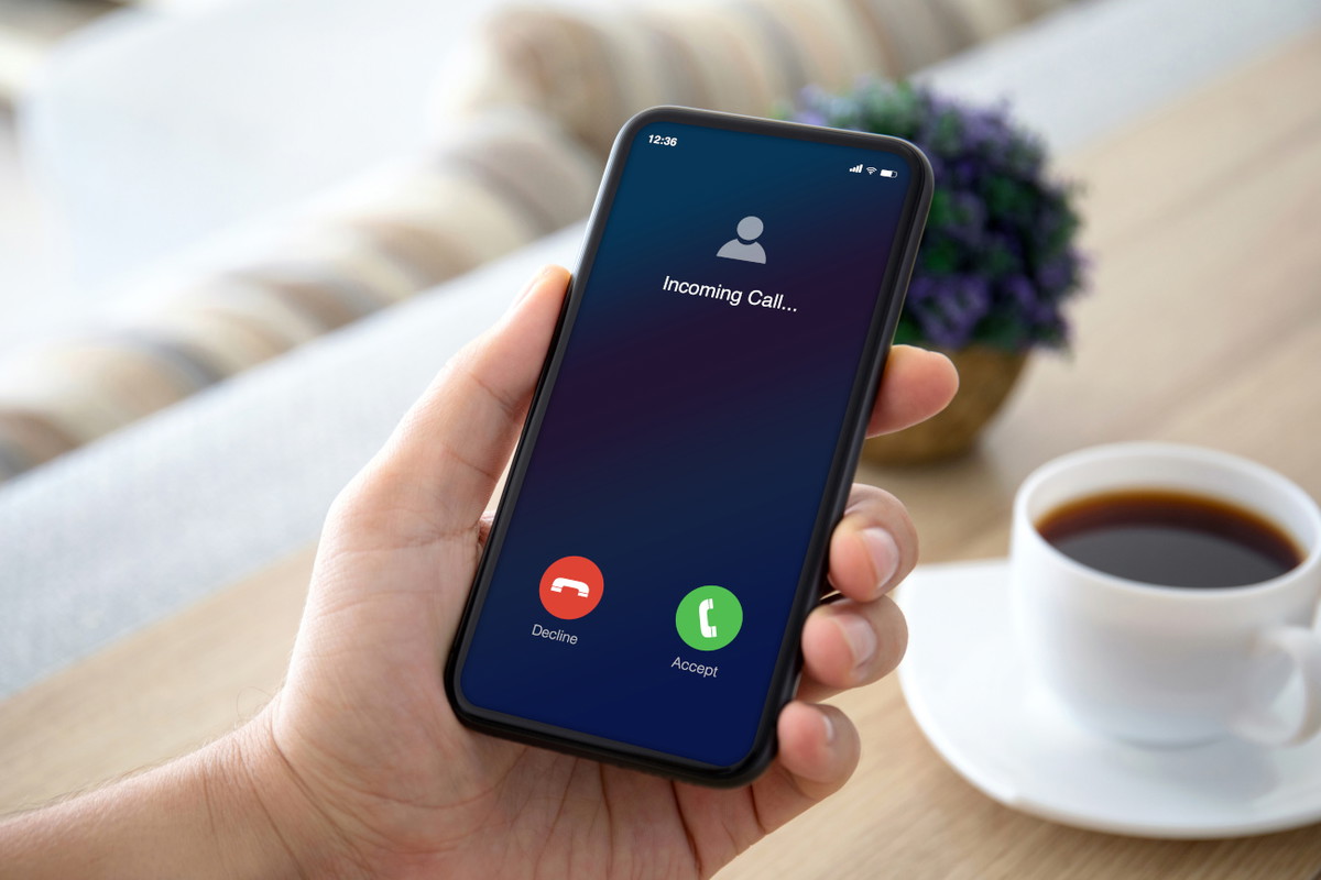 sennik telefon dzwoni