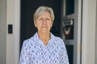 starsza kobieta