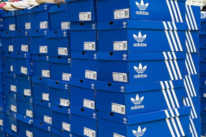 Adidas Samba na wyprzedaży