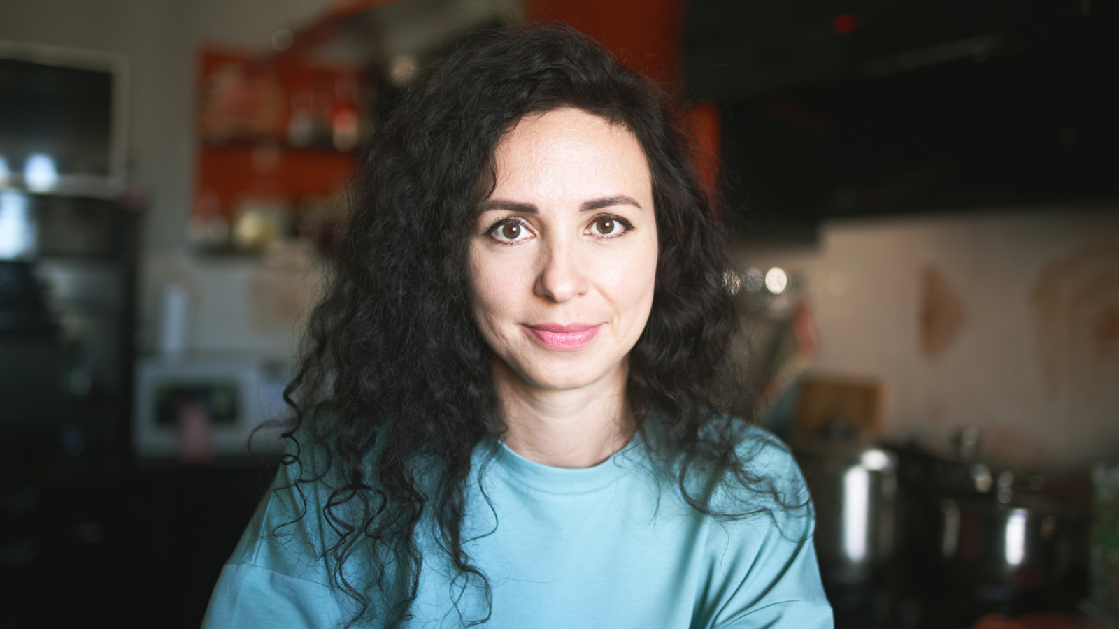 poważna kobieta