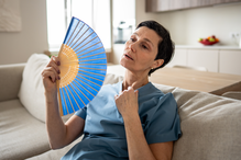 menopauza a upały