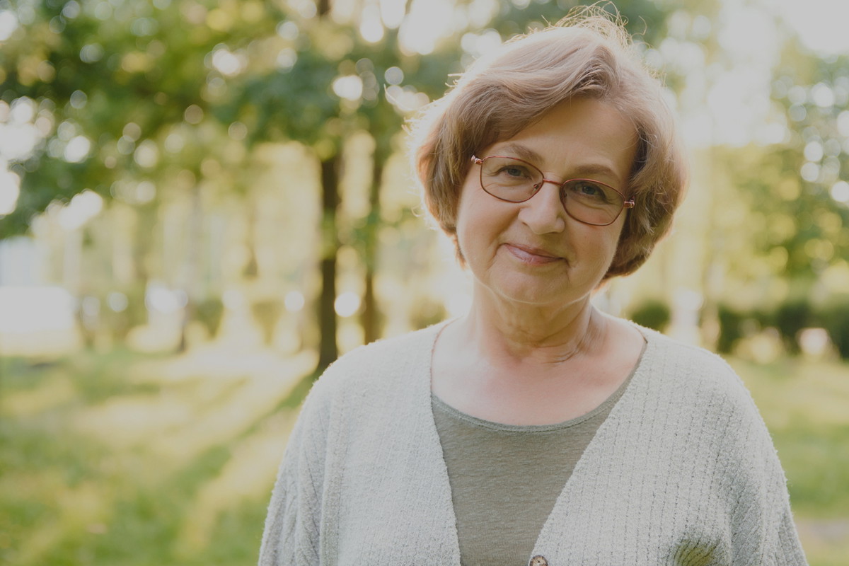 starsza kobieta