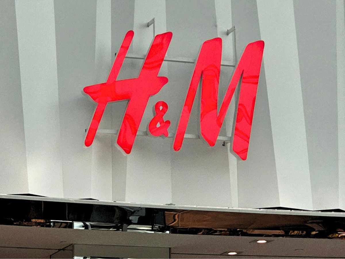 Bursztynowa spódnica z alpaką z H&M