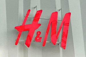 Bursztynowa spódnica z alpaką z H&M