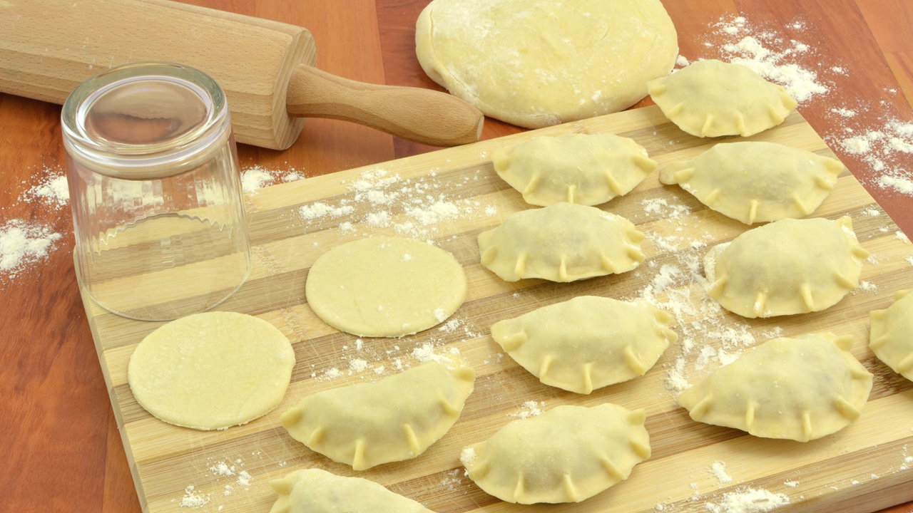 cieniutkie ciasto na pierogi