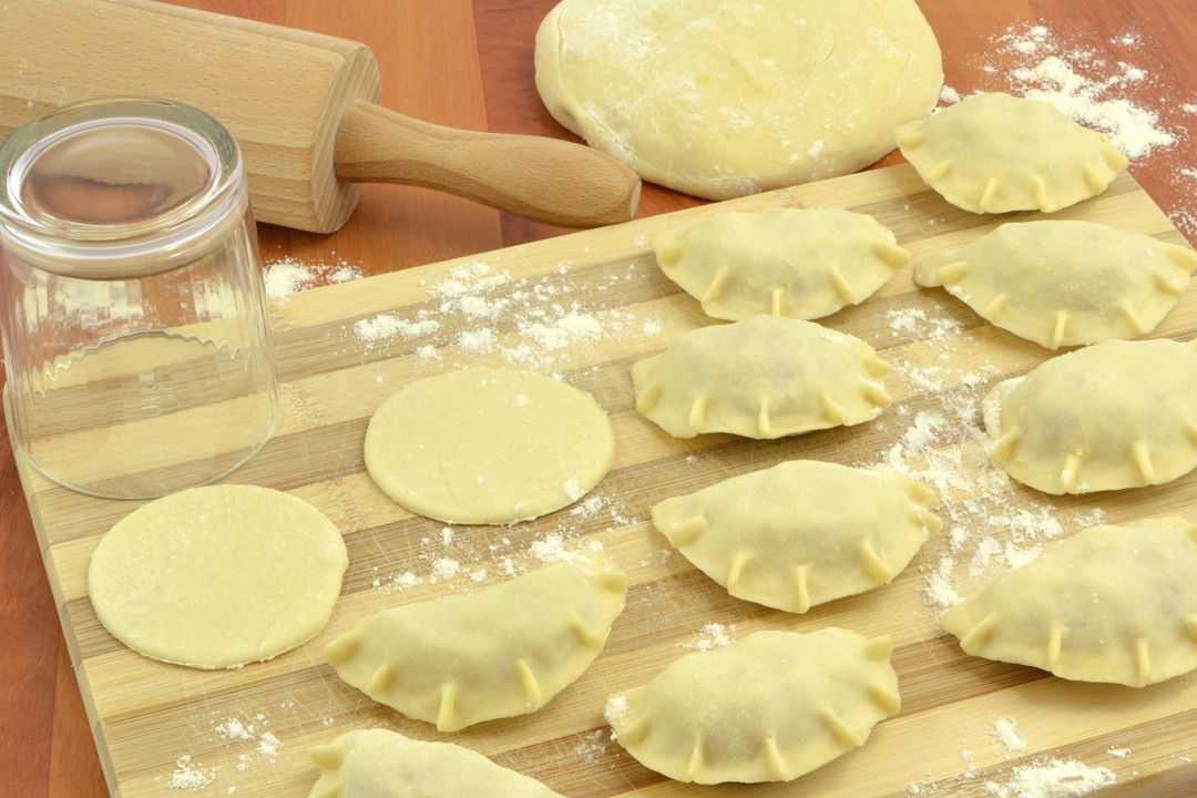cieniutkie ciasto na pierogi