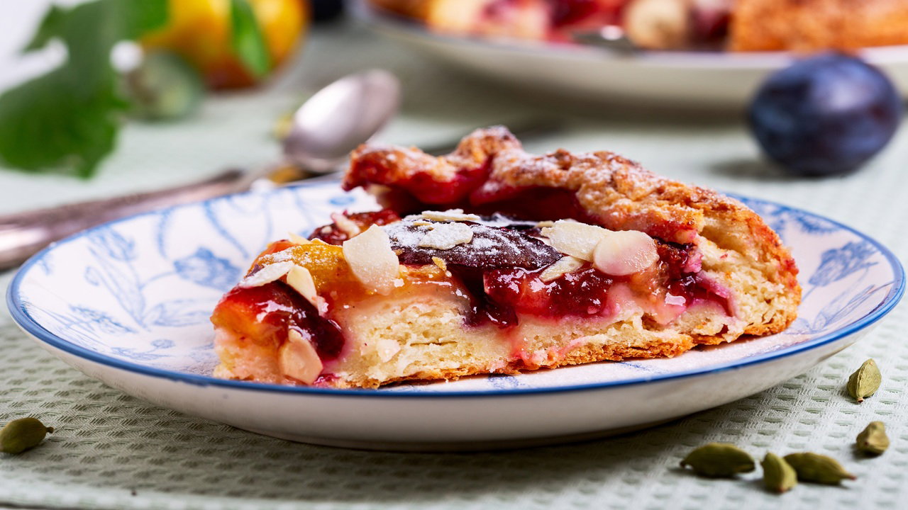 galette ze śliwkami