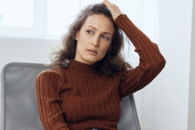 Załamana kobieta