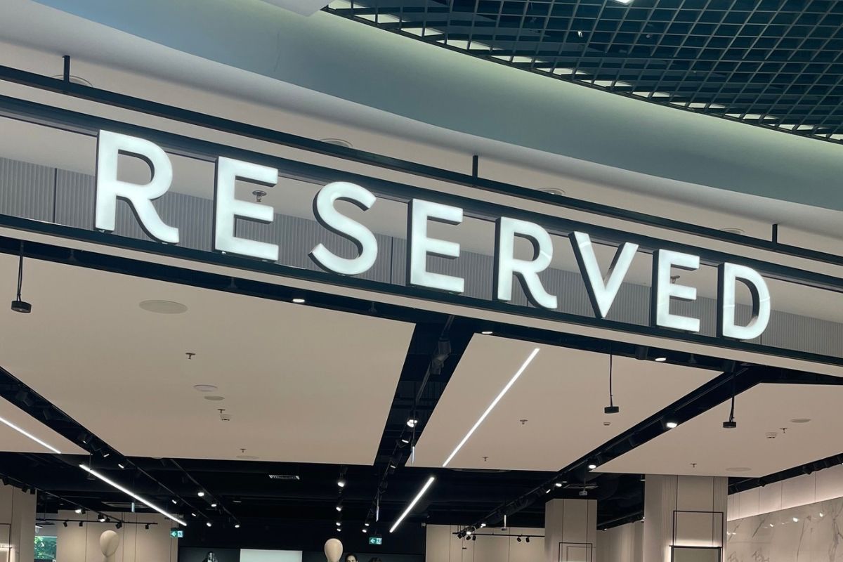 Skórzana spódnica z Reserved