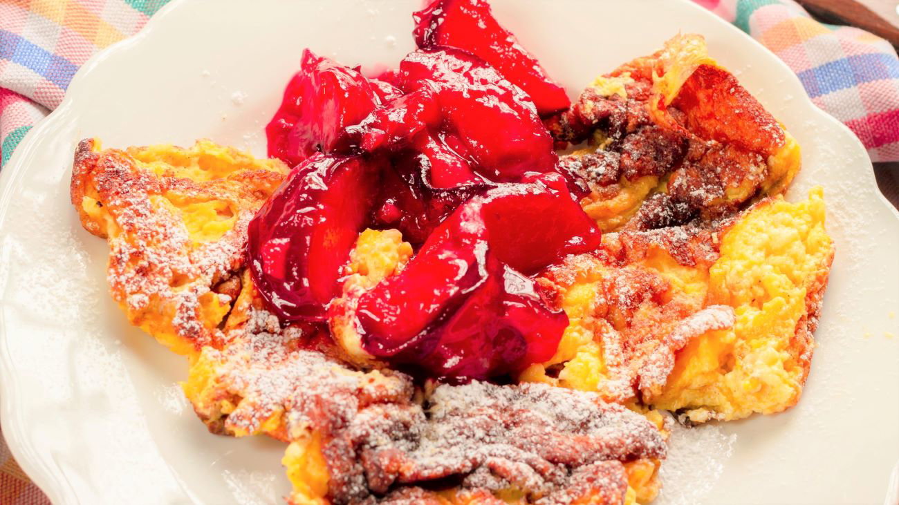 omlet biszkoptowy ze śliwkami