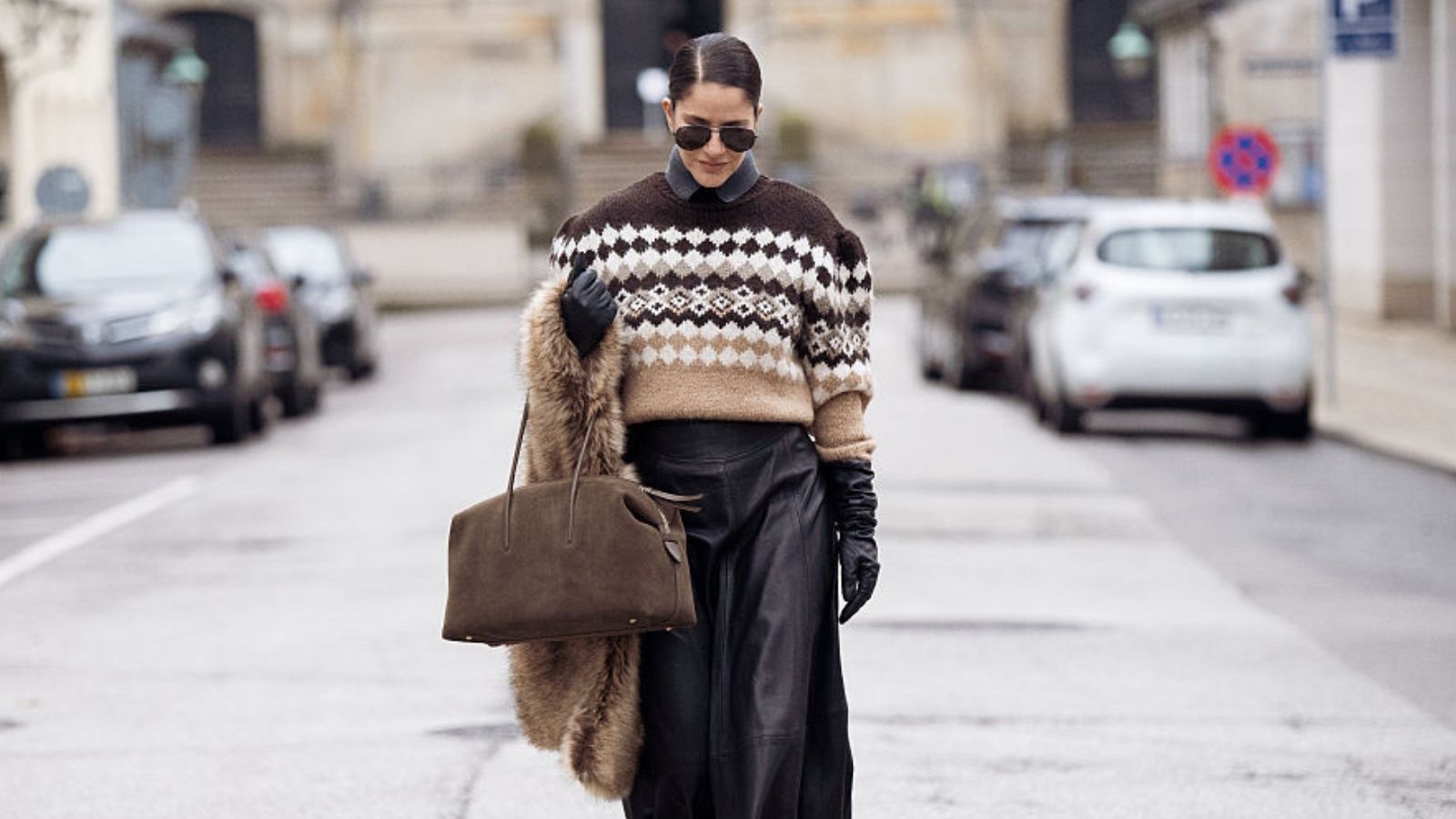 Sweter w skandynawskim stylu