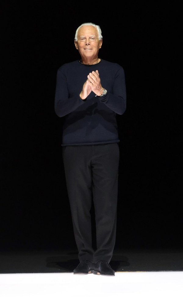 Giorgio Armani w 2016 roku na pokazie kolekcji jesienno-zimowej