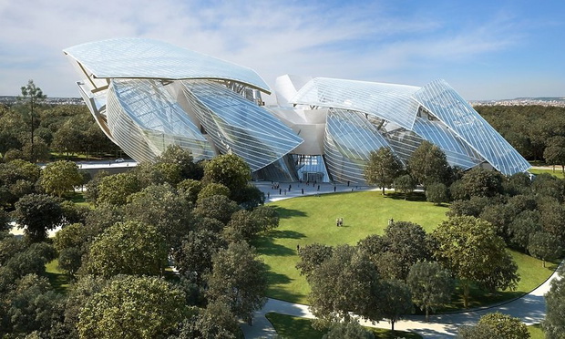 Fundacji Louis Vuitton w Paryżu