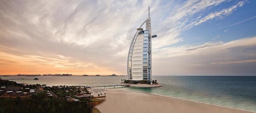 Hotel Burj Al Arab w Dubaju