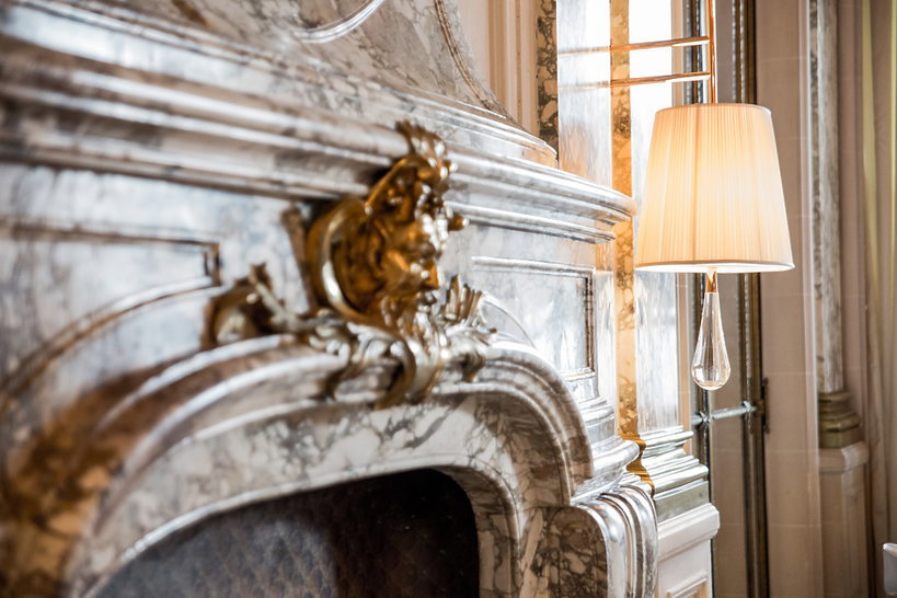 Restauracja w hotelu Le Meurice w Paryżu, projekt Philippe Starck.