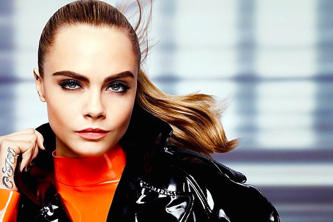 Cara Delevingne w reklamie marki Rimmel