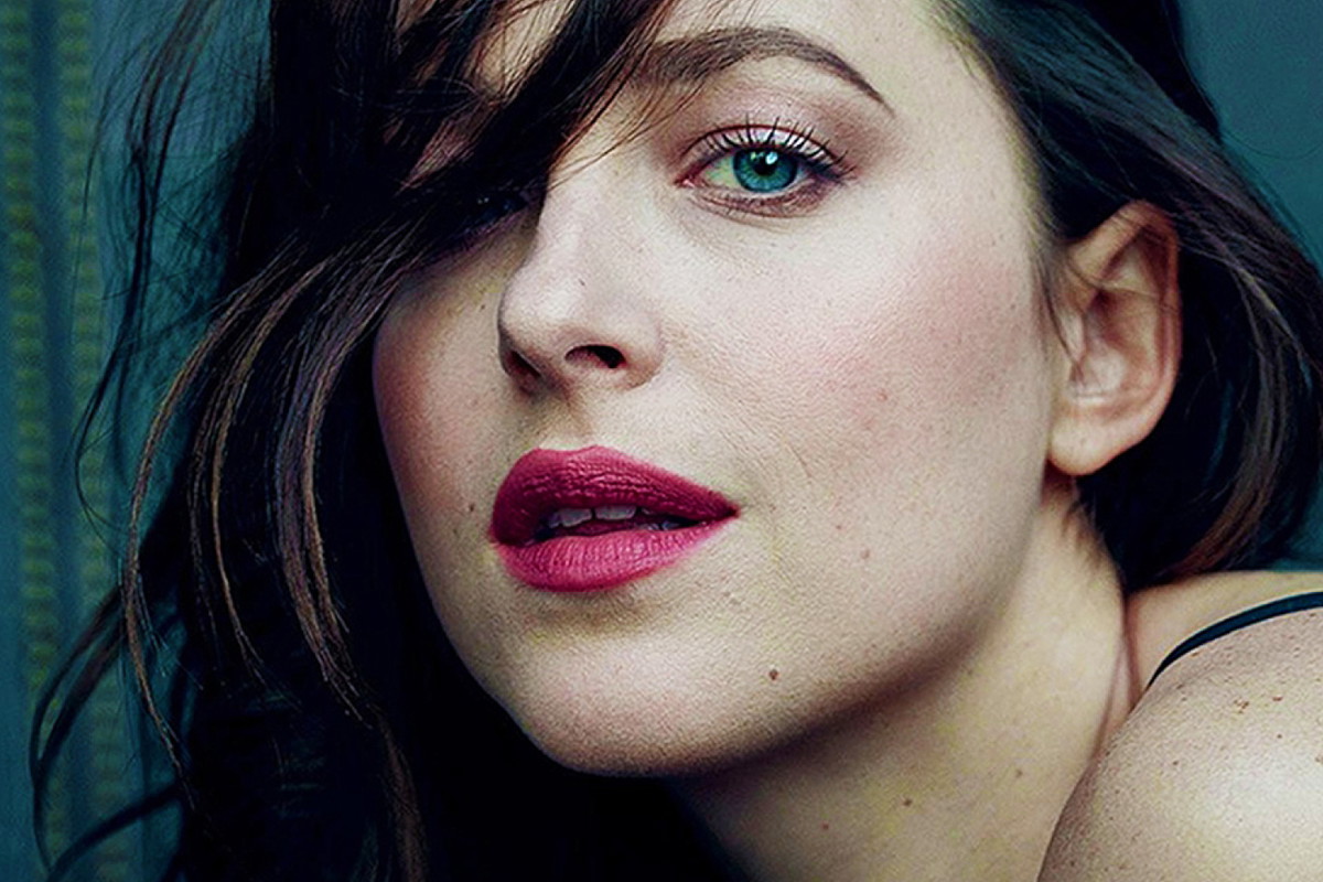 Dakota Johnson MT