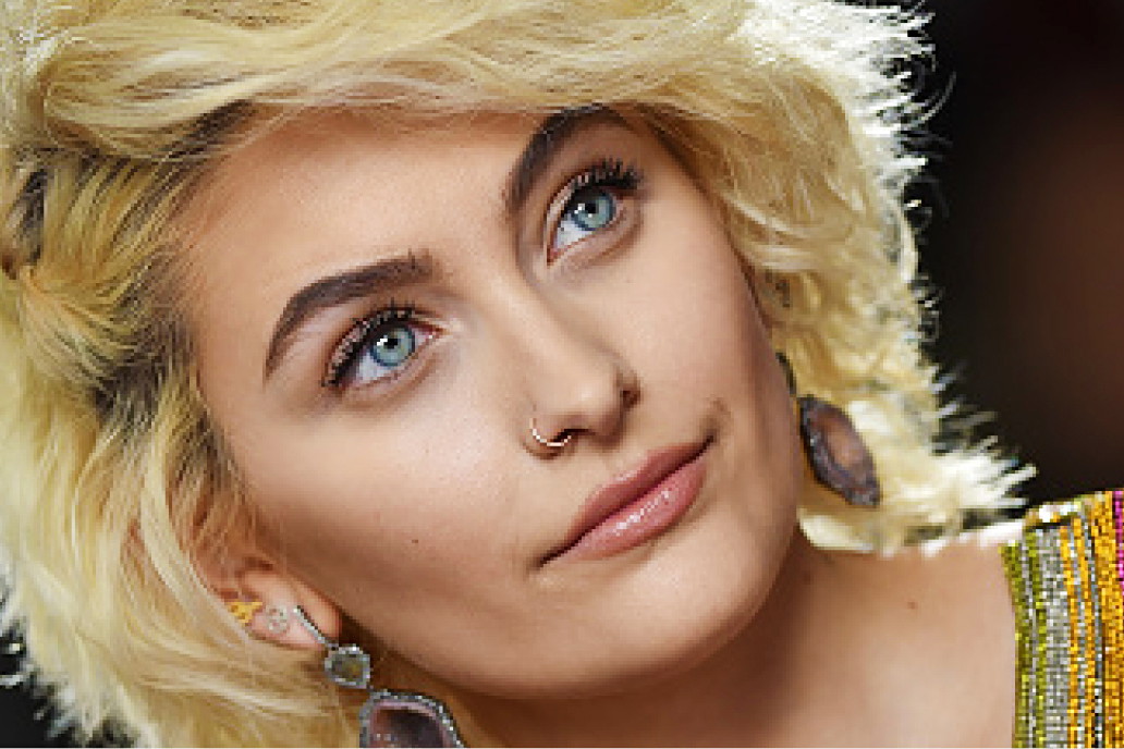 Paris Jackson, córka Michaela Jacksona, jamnik