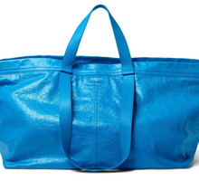 Torba domu mody Balenciaga przypomina torbę Ikea