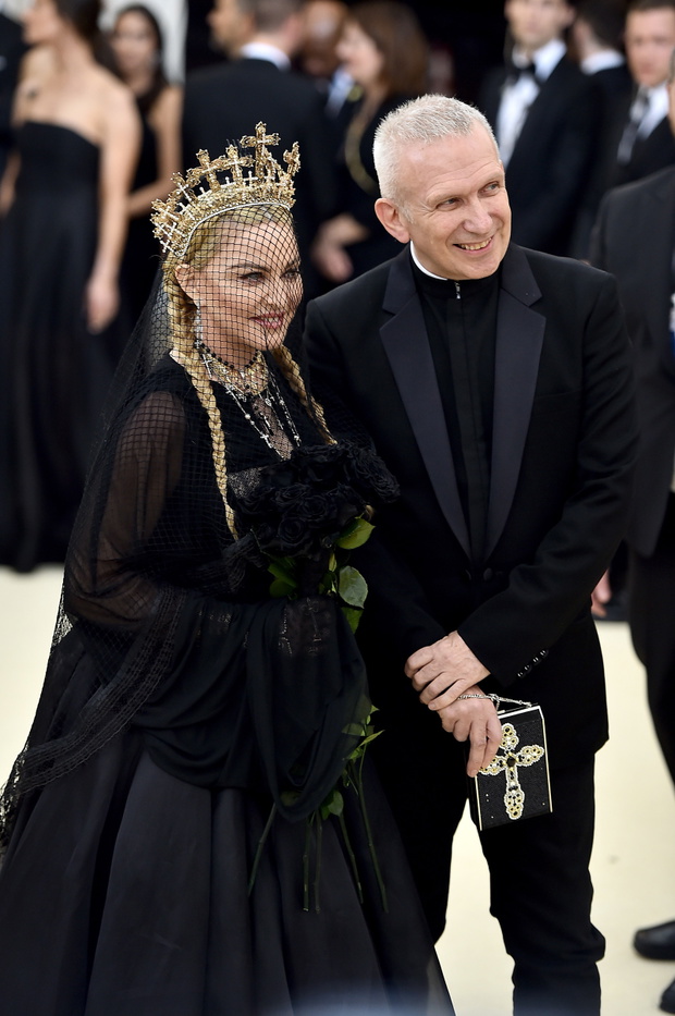 Heavenly Bodies: Fashion &amp; The Catholic Imagination Costume Institute Gala