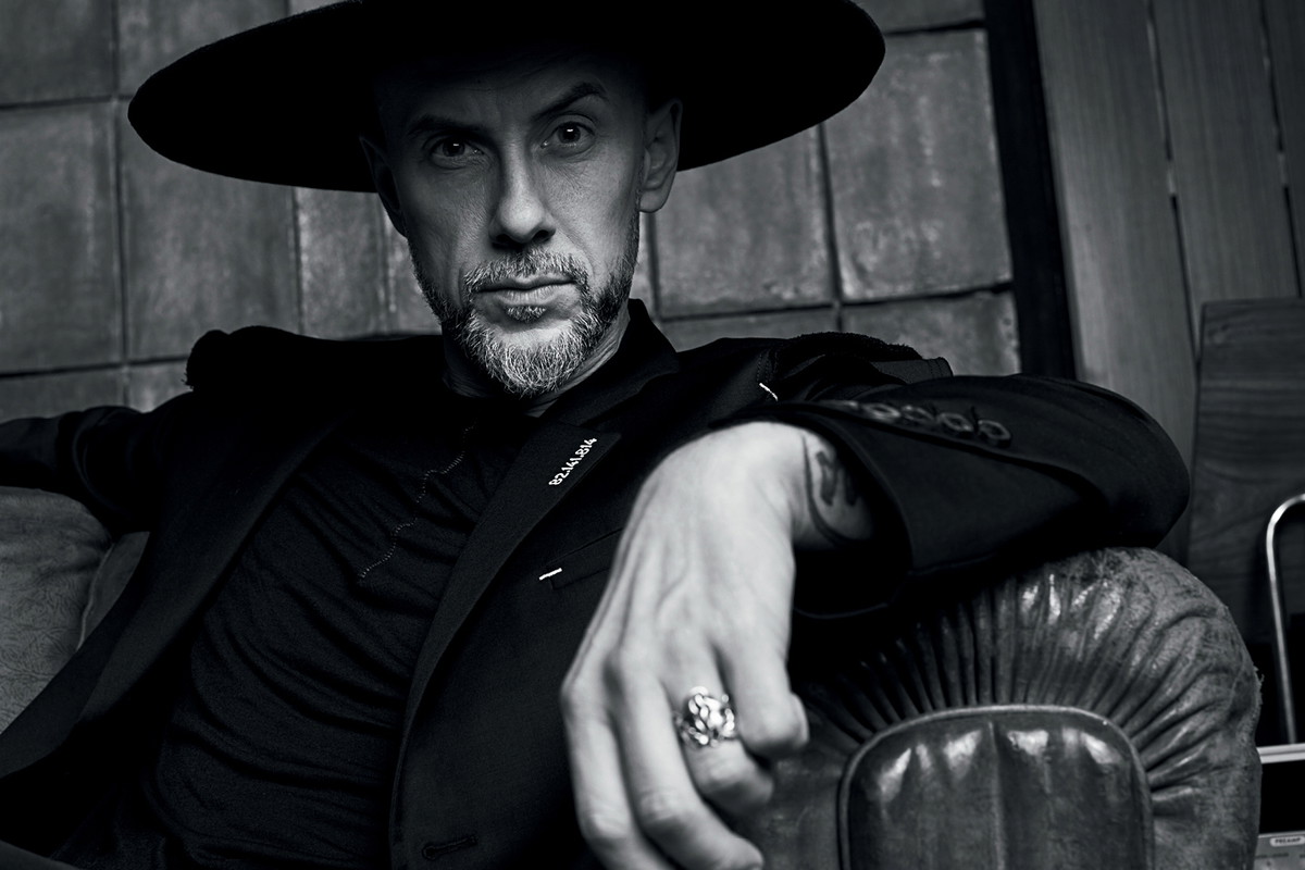 Adam Darski, Nergal, Adam Nergal Darski, VIVA! MODA 1/2017, main topic