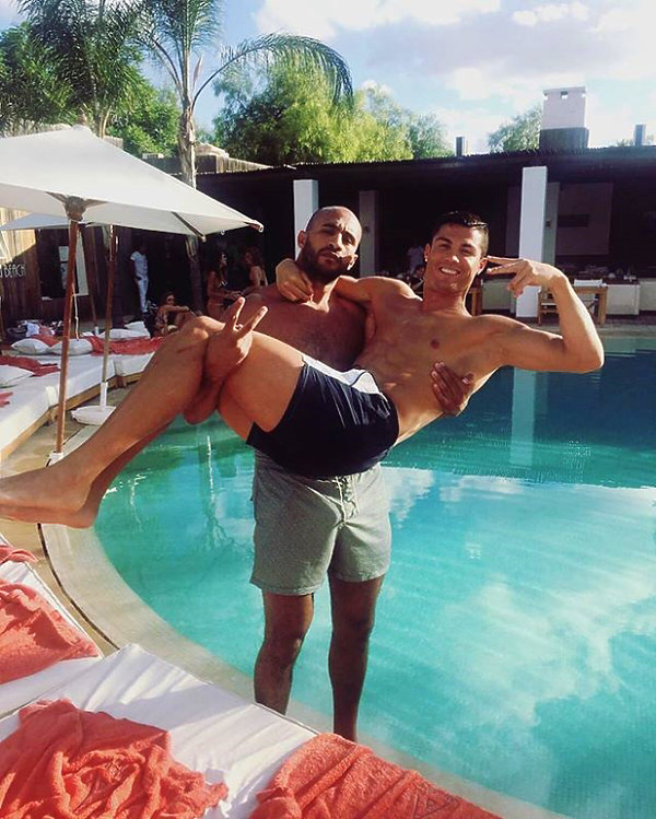 cristiano-ronaldo-i-badr-harim-nowy-chlopak-cristiano-ronaldo-392436-GALLERY600-147556f