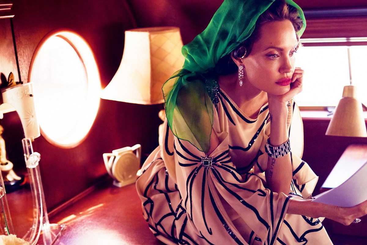 Angelina Jolie w Vanity Fair
