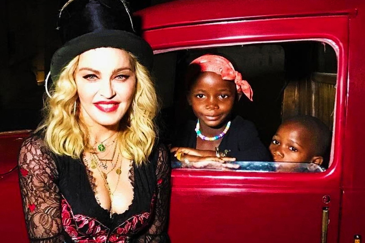 Madonna przeprowadza się z dziećmi z Malawi do Lizbony