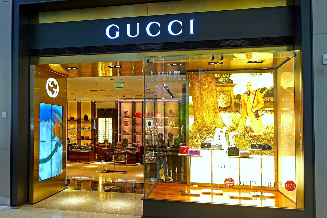 Gucci, futro, jamnik