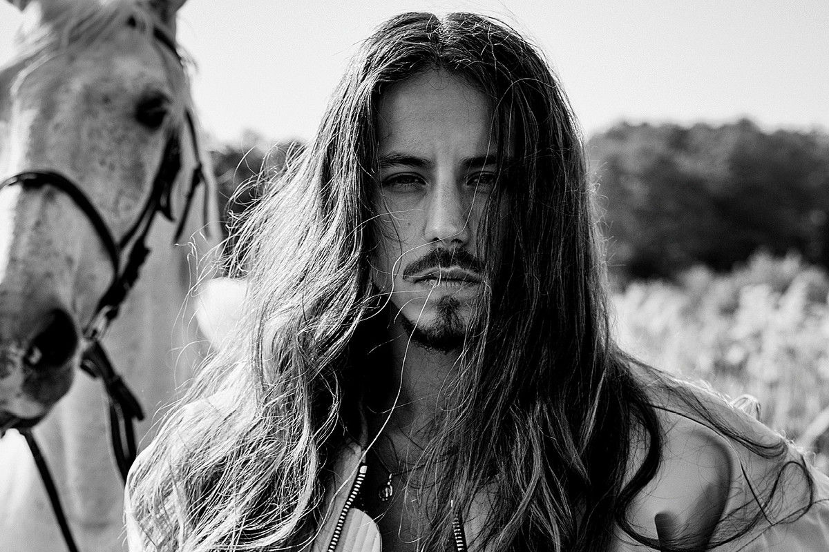 Michał Szpak, VIVA! czerwiec 2017, main topic