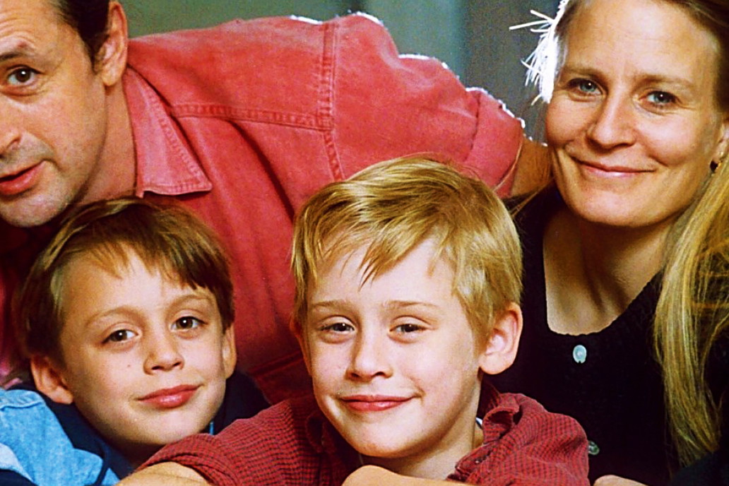 Macaulay Culkin, Kit Culkin, Christopher Culkin, Kevin sam w domu