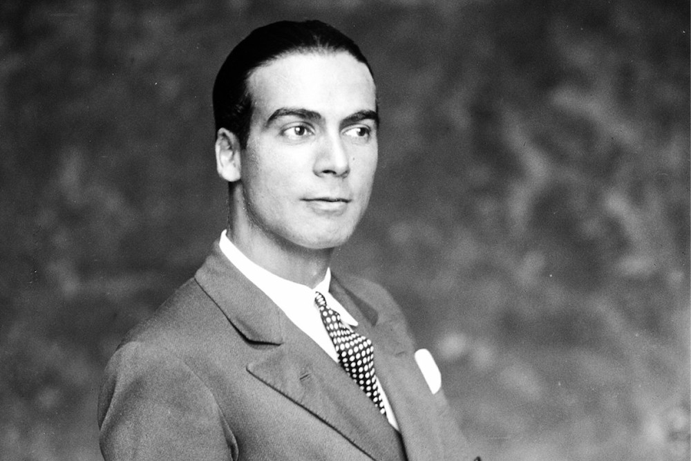 Kiedy urodził się Cristóbal Balenciaga?