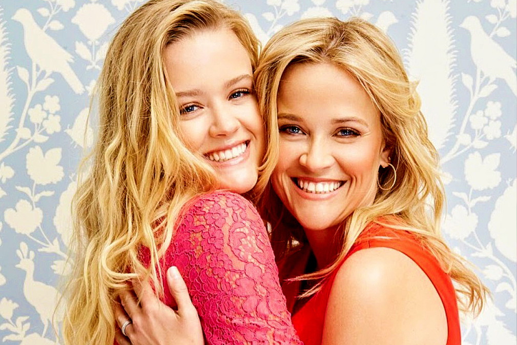 Reese Witherspoon, Ava Phillippe