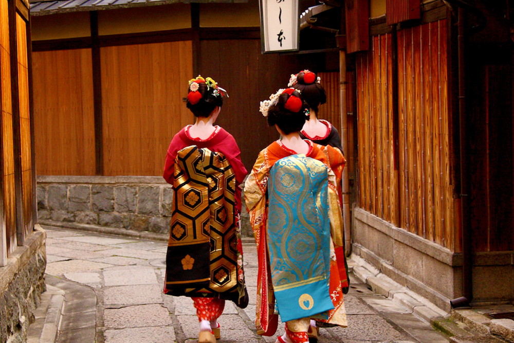 Tokio - nowy numer VIVA! MODA