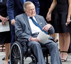 George H. W. Bush, trafił do szpitala