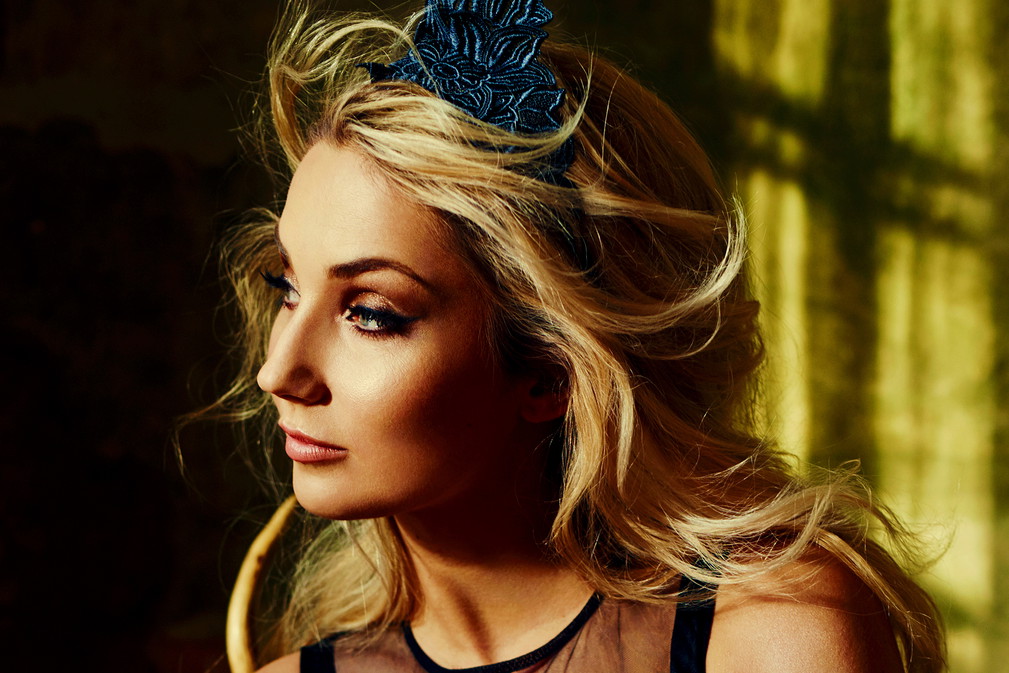 Cleo, VIVA! 27/2015