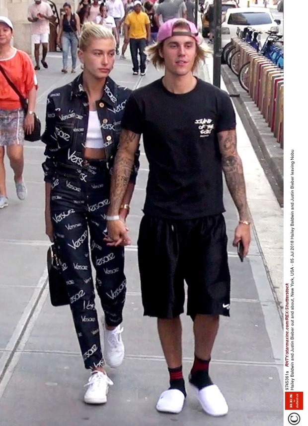 Justin Bieber i Hailey Baldwin trzymaj? si? za r?ce