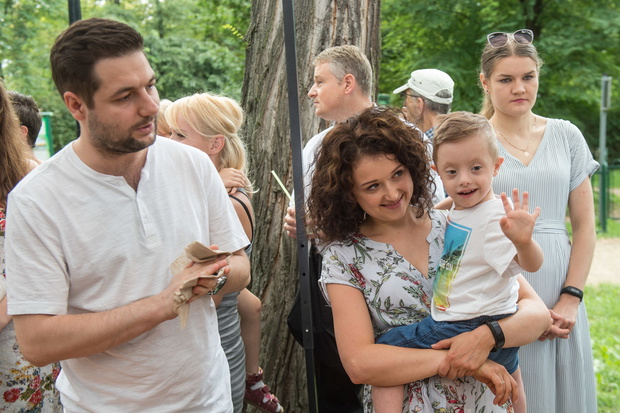 Patryk Jaki gotuje dla mieszka?ców Bemowa