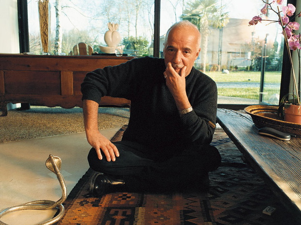 paulo-coelho-viva-kwiecien-2004-372572-GALLERYBIG-263879d