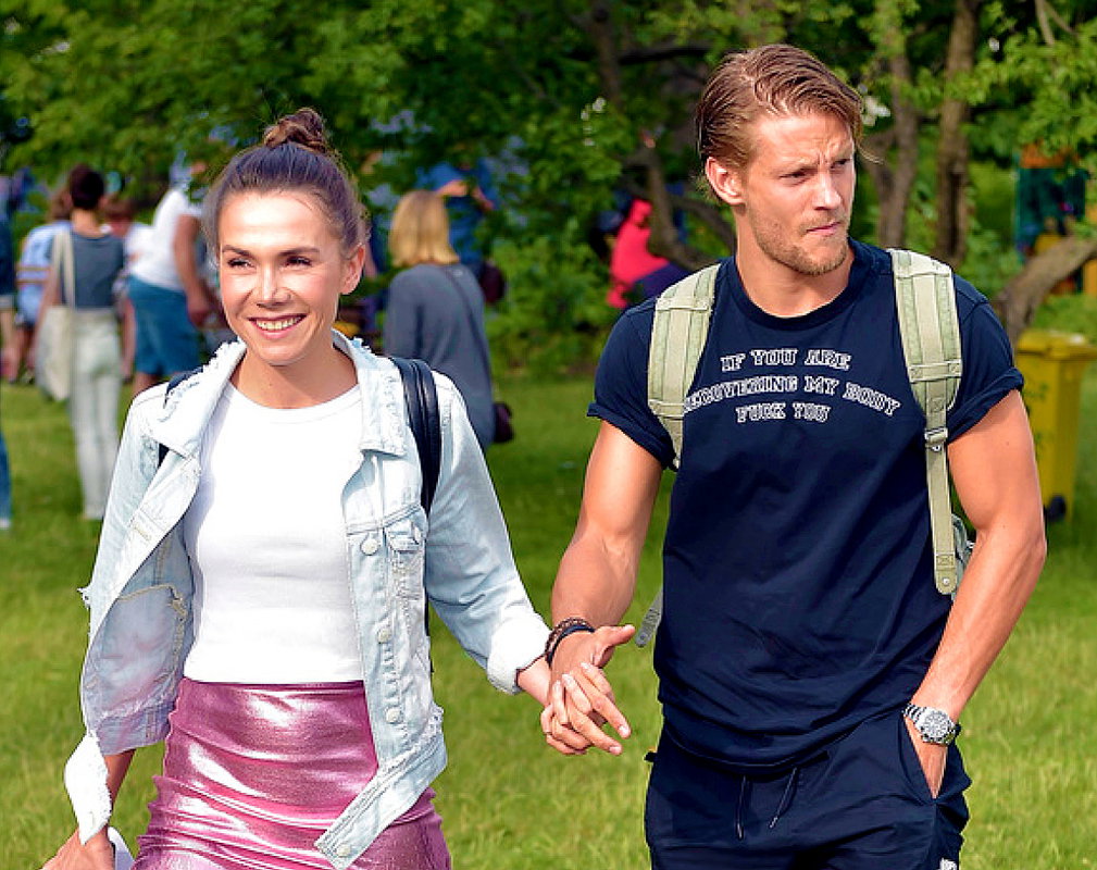 Olga Bołądź i Sebastian Fabijański