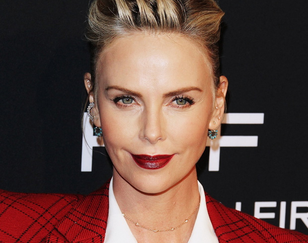 charlize2