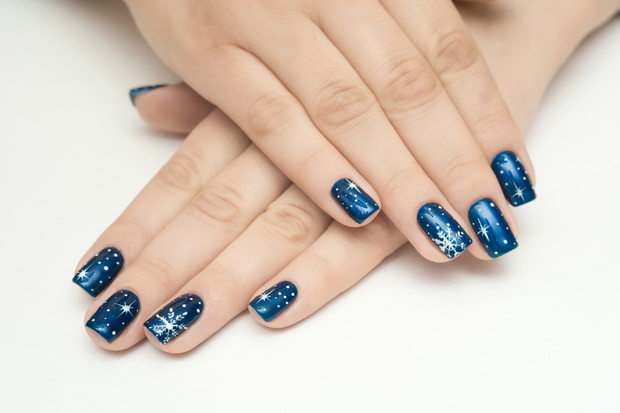 nails