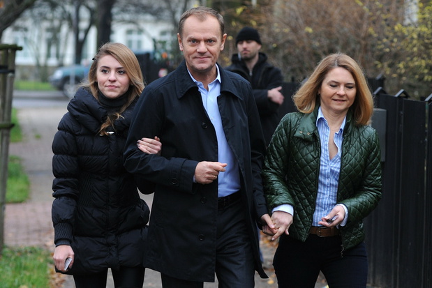 Sopot - g?osuje premier Donald Tusk z rodzin?