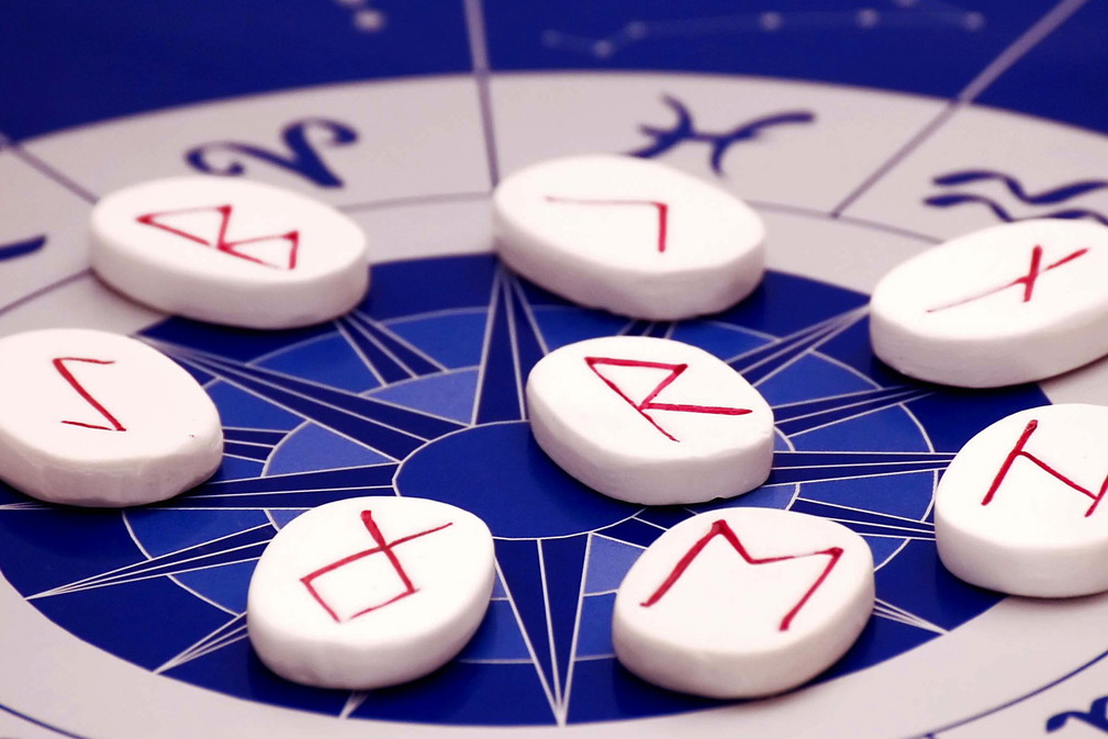 horoskop runiczny