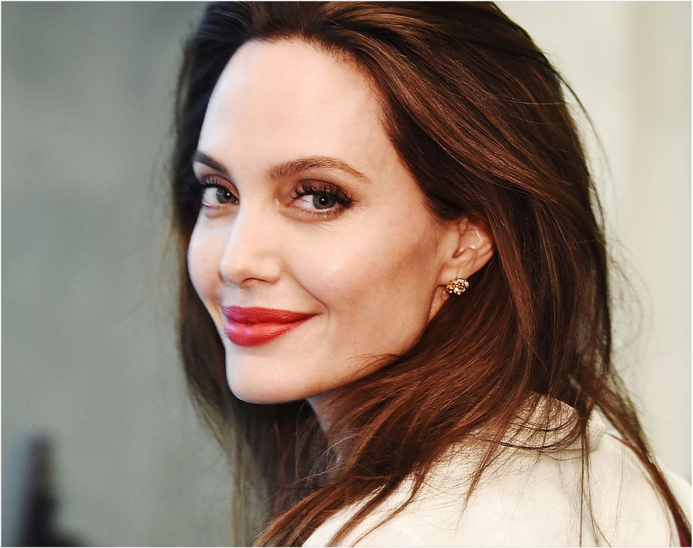 Angelina Jolie