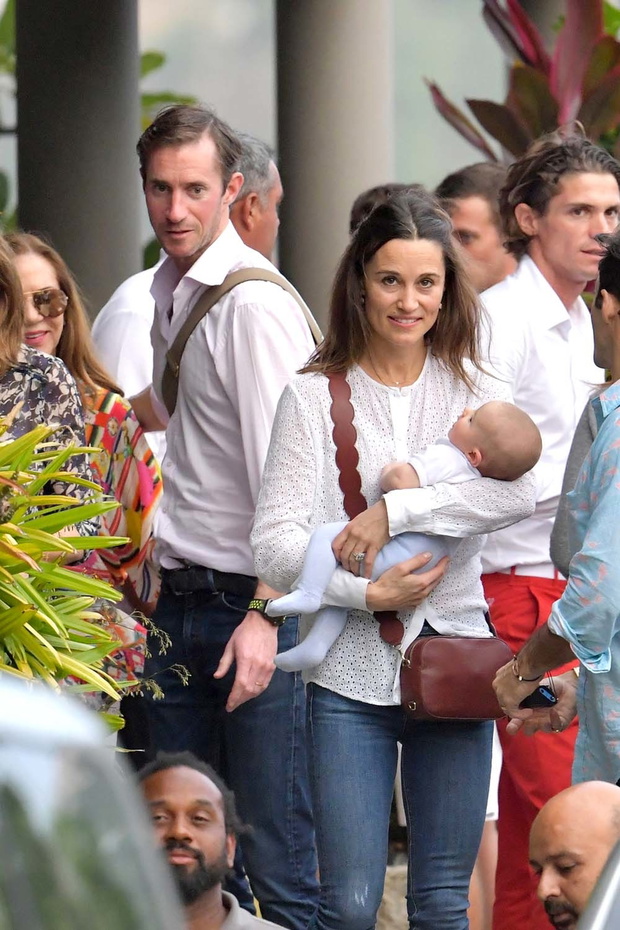 Pippa Middleton z m??em, synem i bratem na St Barth